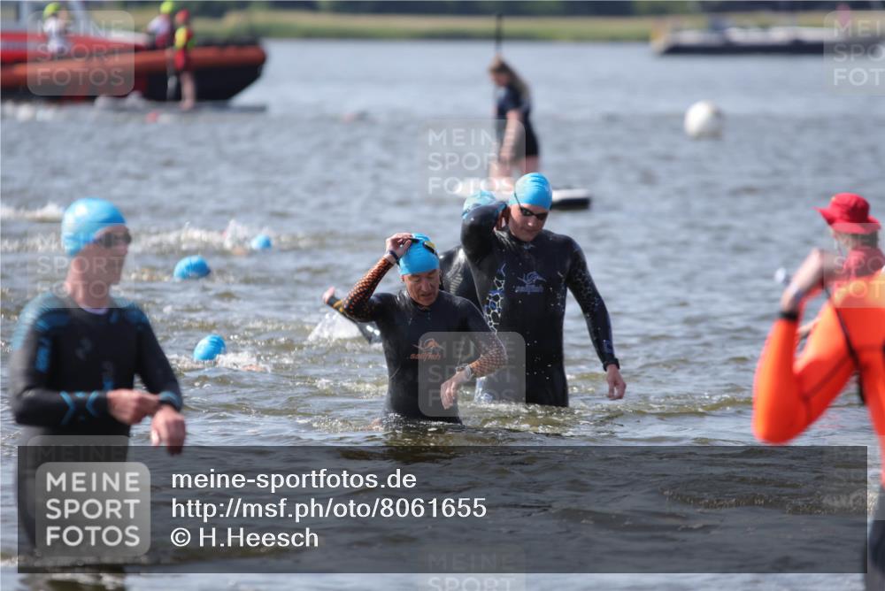 22.06.2025 - Viking Triathlon H.Heesch http://msf.ph/oto/8061655 22.06.2025 10:42:03 Schwimmen 78, 159, 199, 281, 290, 460 meine-sportfotos.de