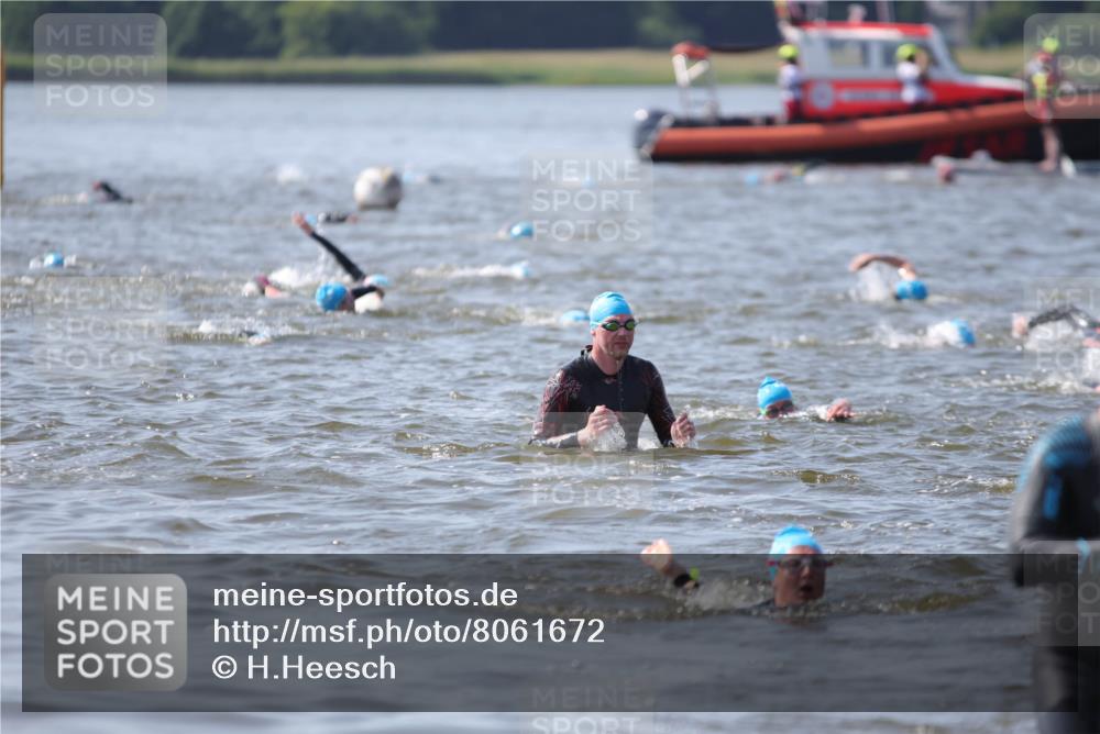 22.06.2025 - Viking Triathlon H.Heesch http://msf.ph/oto/8061672 22.06.2025 10:42:04 Schwimmen 78, 159, 199, 281, 290, 460, 465 meine-sportfotos.de