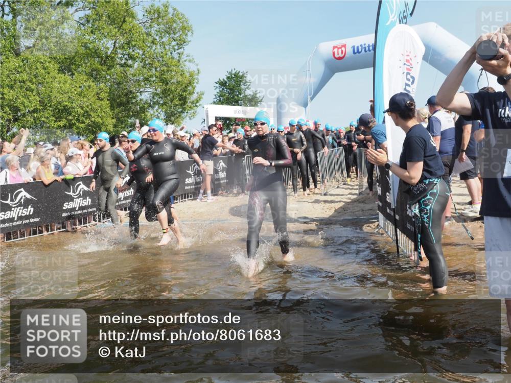 22.06.2025 - Viking Triathlon KatJ http://msf.ph/oto/8061683 22.06.2025 10:01:08 Schwimmen 12, 50, 63, 113, 124, 131, 147, 236, 294, 330, 347, 350, 443, 458, 488 meine-sportfotos.de