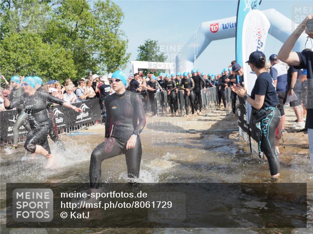 22.06.2025 - Viking Triathlon KatJ http://msf.ph/oto/8061729 22.06.2025 10:01:09 Schwimmen 12, 53, 63, 131, 147, 173, 214, 294, 330, 341, 350, 443, 444, 458, 488 meine-sportfotos.de