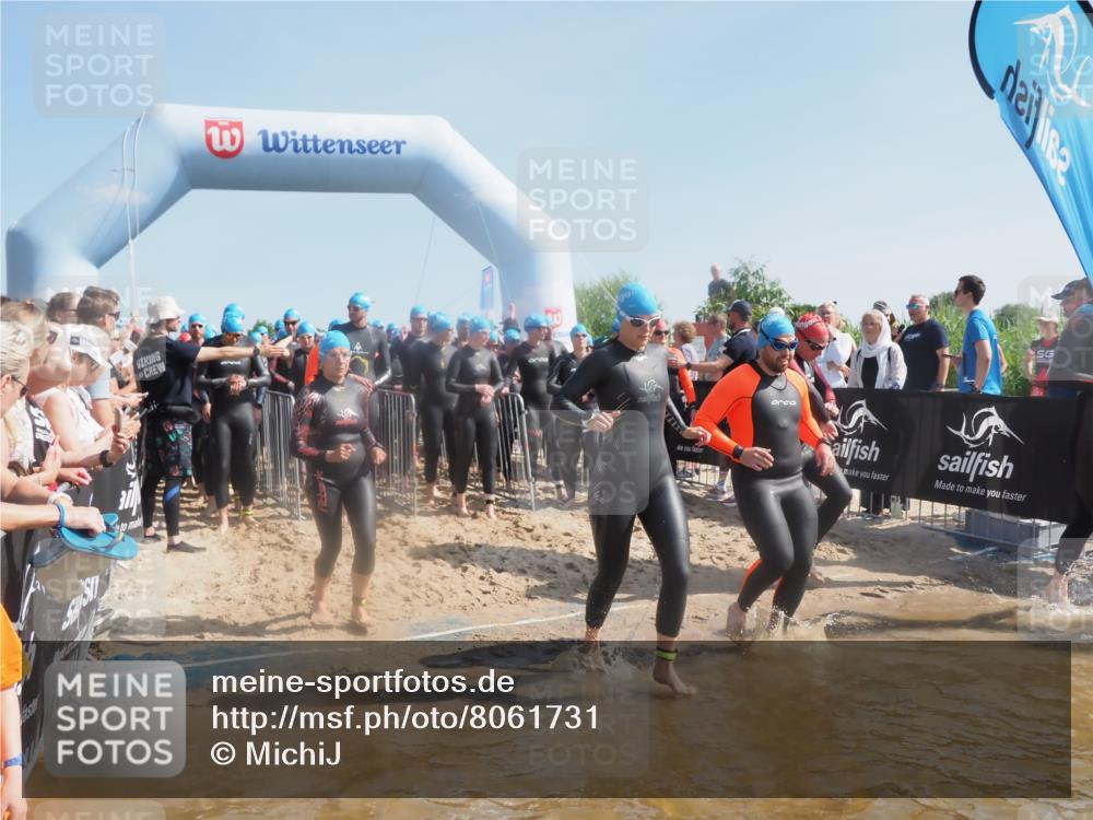 22.06.2025 - Viking Triathlon MichiJ http://msf.ph/oto/8061731 22.06.2025 10:07:07 Schwimmen 64, 123, 190, 244, 328, 369, 402, 431, 467, 494, 498, 519, 607, 631, 649 meine-sportfotos.de