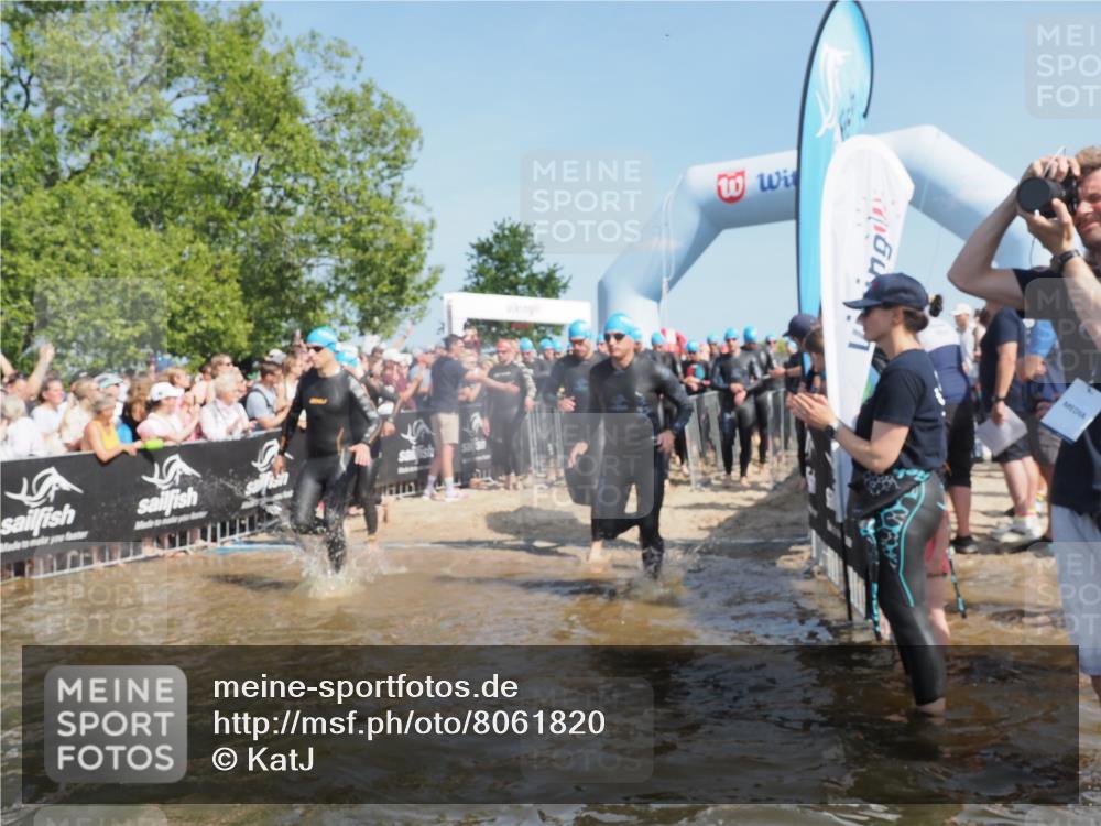 22.06.2025 - Viking Triathlon KatJ http://msf.ph/oto/8061820 22.06.2025 10:01:13 Schwimmen 53, 131, 147, 173, 214, 294, 330, 341, 443, 444, 488 meine-sportfotos.de