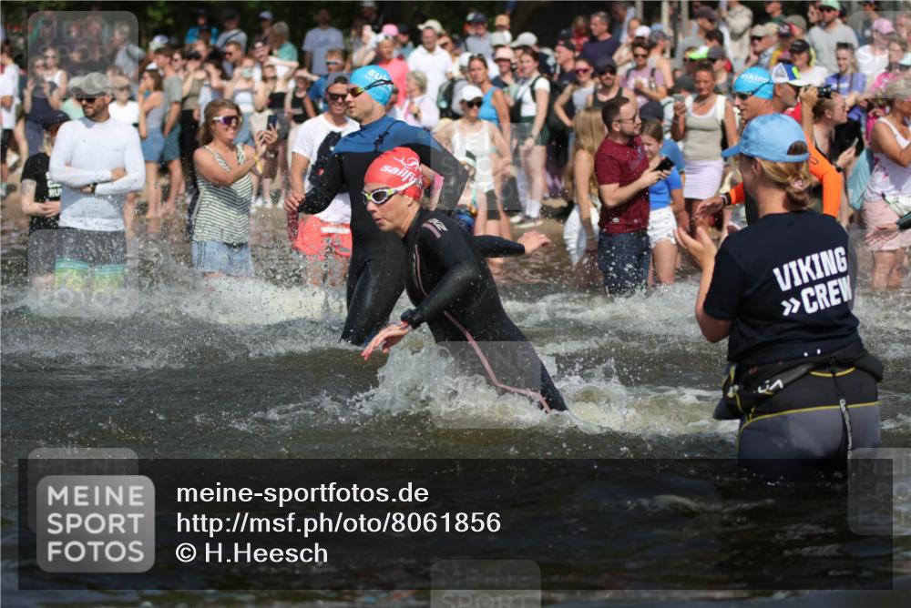 22.06.2025 - Viking Triathlon H.Heesch http://msf.ph/oto/8061856 22.06.2025 10:04:36 Schwimmen 55, 85, 146, 238, 245, 327, 375, 428, 457, 482, 506, 514, 550, 629, 662 meine-sportfotos.de