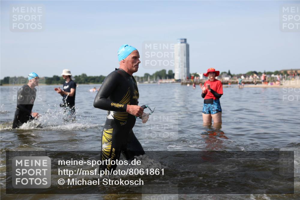 22.06.2025 - Viking Triathlon Michael Strokosch http://msf.ph/oto/8061861 22.06.2025 10:27:00 Schwimmen 52, 81, 145, 288, 623, 661 meine-sportfotos.de