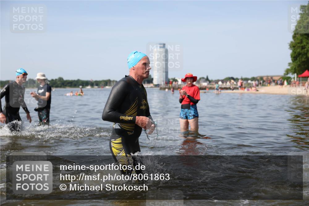 22.06.2025 - Viking Triathlon Michael Strokosch http://msf.ph/oto/8061863 22.06.2025 10:27:00 Schwimmen 52, 81, 145, 288, 623, 661 meine-sportfotos.de