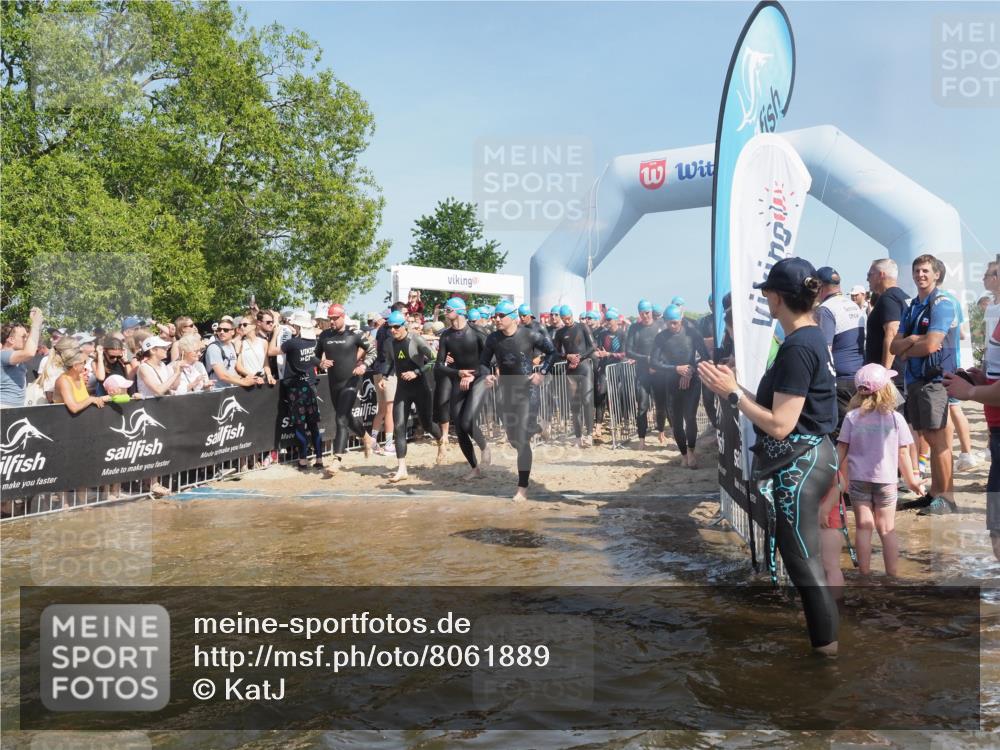 22.06.2025 - Viking Triathlon KatJ http://msf.ph/oto/8061889 22.06.2025 10:01:17 Schwimmen 38, 53, 131, 147, 173, 214, 284, 287, 311, 330, 341, 443, 444, 488, 643 meine-sportfotos.de
