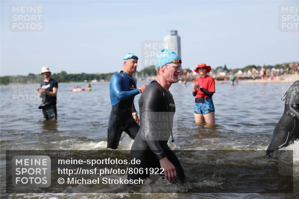 22.06.2025 - Viking Triathlon Michael Strokosch http://msf.ph/oto/8061922 22.06.2025 10:27:06 Schwimmen 52, 81, 145, 288, 623, 661 meine-sportfotos.de