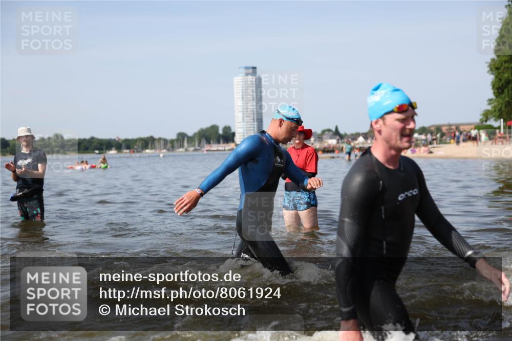 22.06.2025 - Viking Triathlon Michael Strokosch http://msf.ph/oto/8061924 22.06.2025 10:27:07 Schwimmen 52, 81, 145, 288, 623 meine-sportfotos.de