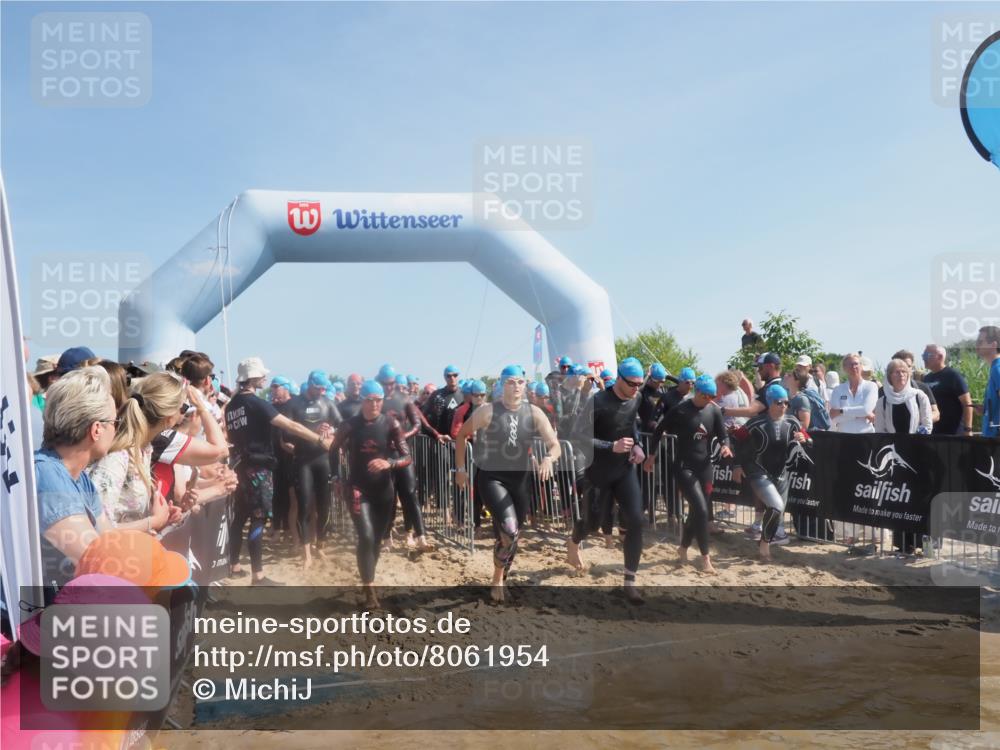 22.06.2025 - Viking Triathlon MichiJ http://msf.ph/oto/8061954 22.06.2025 10:07:20 Schwimmen 155, 201, 202, 223, 256, 267, 273, 326, 333, 343, 421, 425, 463, 531, 637 meine-sportfotos.de
