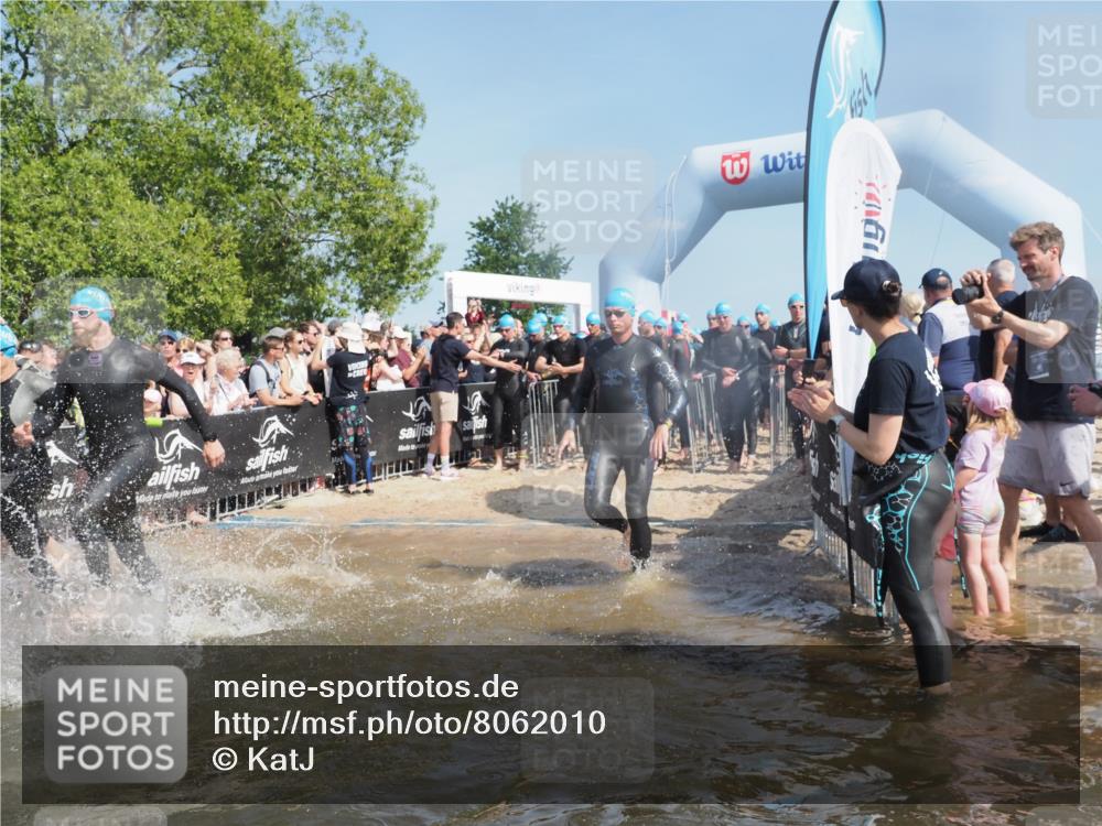 22.06.2025 - Viking Triathlon KatJ http://msf.ph/oto/8062010 22.06.2025 10:01:18 Schwimmen 38, 53, 131, 147, 173, 214, 284, 287, 311, 330, 341, 443, 444, 488, 643 meine-sportfotos.de