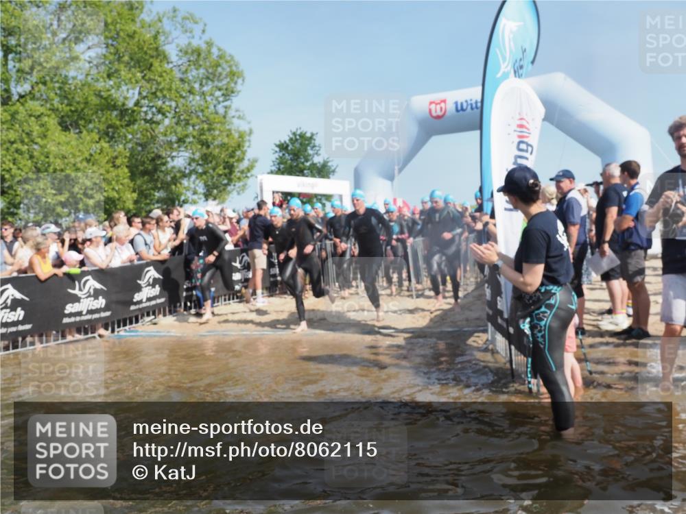 22.06.2025 - Viking Triathlon KatJ http://msf.ph/oto/8062115 22.06.2025 10:01:22 Schwimmen 38, 53, 173, 203, 214, 216, 224, 284, 287, 311, 341, 381, 393, 444, 643 meine-sportfotos.de