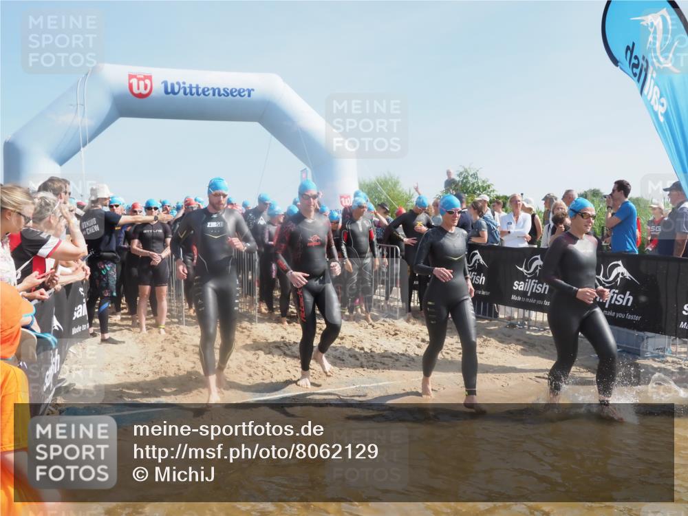 22.06.2025 - Viking Triathlon MichiJ http://msf.ph/oto/8062129 22.06.2025 10:07:26 Schwimmen 155, 213, 235, 256, 267, 273, 317, 326, 333, 342, 343, 353, 421, 425, 531 meine-sportfotos.de