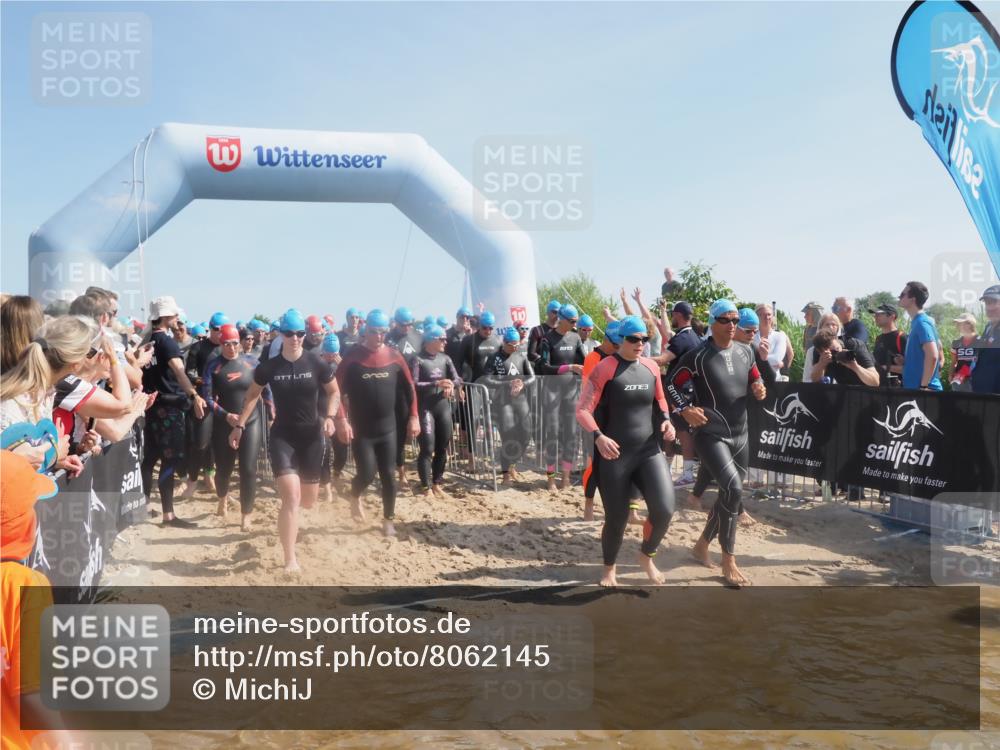 22.06.2025 - Viking Triathlon MichiJ http://msf.ph/oto/8062145 22.06.2025 10:07:31 Schwimmen 23, 121, 155, 213, 235, 256, 270, 285, 317, 342, 343, 353, 421, 476, 484, 531, 615 meine-sportfotos.de
