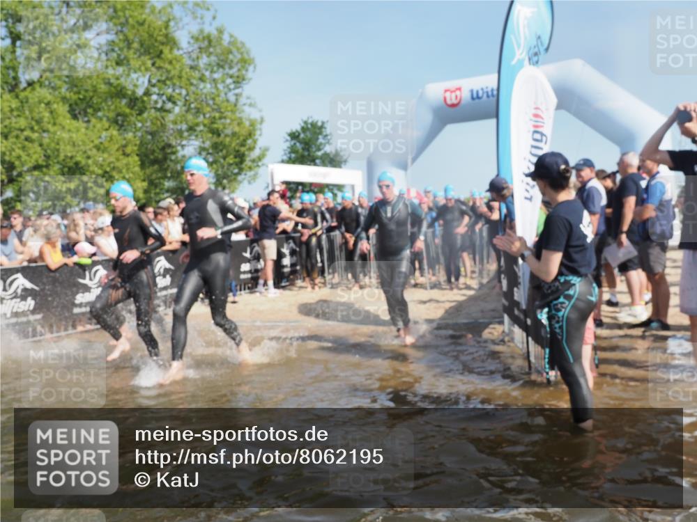 22.06.2025 - Viking Triathlon KatJ http://msf.ph/oto/8062195 22.06.2025 10:01:23 Schwimmen 38, 53, 173, 203, 214, 216, 224, 284, 287, 311, 341, 381, 393, 444, 643 meine-sportfotos.de