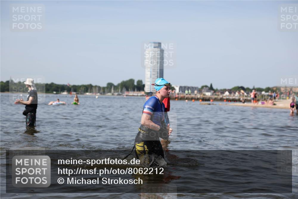 22.06.2025 - Viking Triathlon Michael Strokosch http://msf.ph/oto/8062212 22.06.2025 10:27:49 Schwimmen 14, 90, 176, 178, 196, 198, 230, 289, 534, 616 meine-sportfotos.de