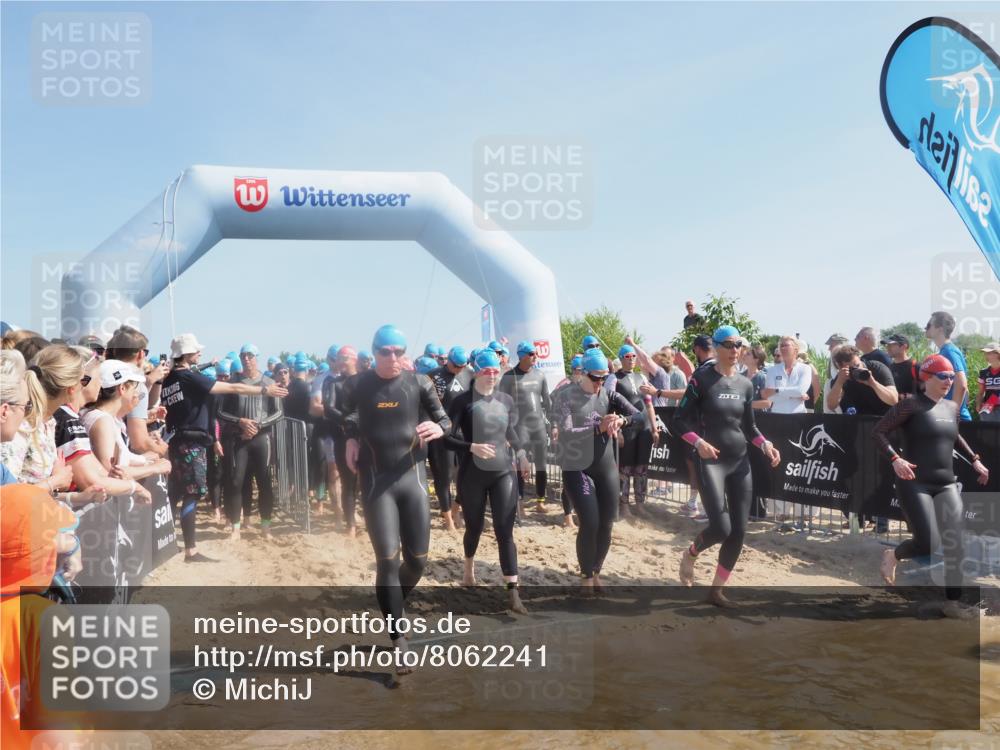 22.06.2025 - Viking Triathlon MichiJ http://msf.ph/oto/8062241 22.06.2025 10:07:37 Schwimmen 23, 121, 143, 213, 235, 270, 285, 317, 342, 353, 363, 436, 476, 484, 547, 615, 621 meine-sportfotos.de