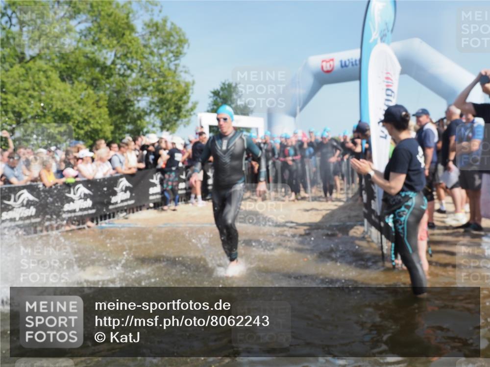 22.06.2025 - Viking Triathlon KatJ http://msf.ph/oto/8062243 22.06.2025 10:01:24 Schwimmen 38, 99, 203, 216, 224, 237, 284, 287, 311, 381, 393, 643 meine-sportfotos.de