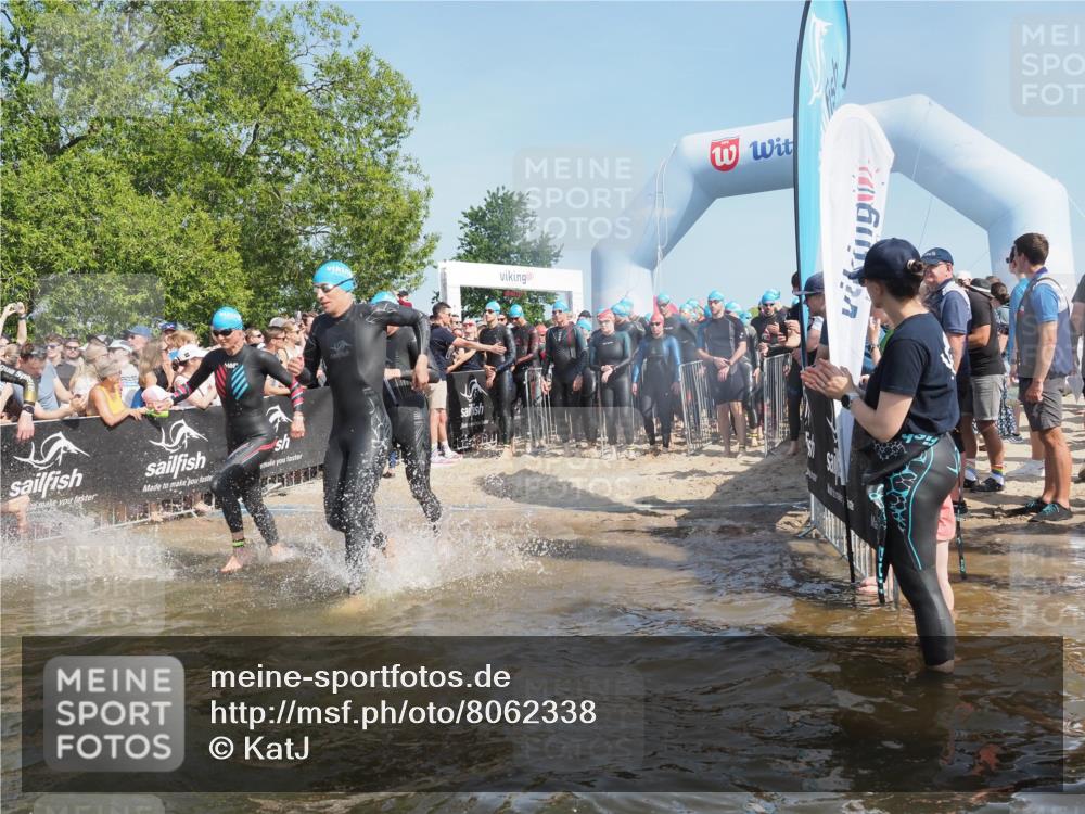 22.06.2025 - Viking Triathlon KatJ http://msf.ph/oto/8062338 22.06.2025 10:01:29 Schwimmen 99, 162, 203, 216, 224, 226, 237, 272, 381, 393, 399, 461, 507, 510, 626 meine-sportfotos.de