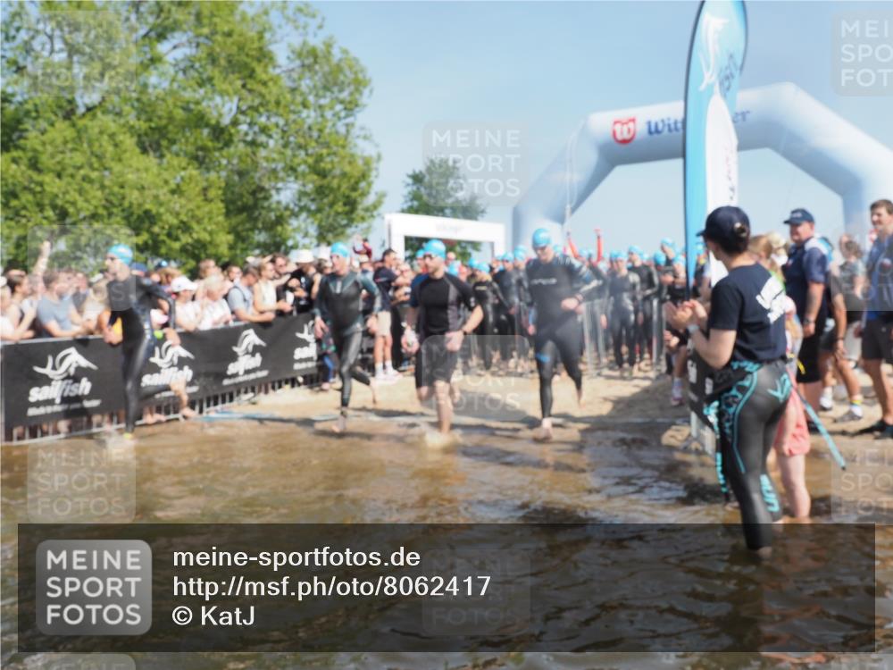 22.06.2025 - Viking Triathlon KatJ http://msf.ph/oto/8062417 22.06.2025 10:01:33 Schwimmen 99, 162, 203, 216, 224, 226, 237, 272, 381, 393, 399, 461, 507, 510, 626 meine-sportfotos.de