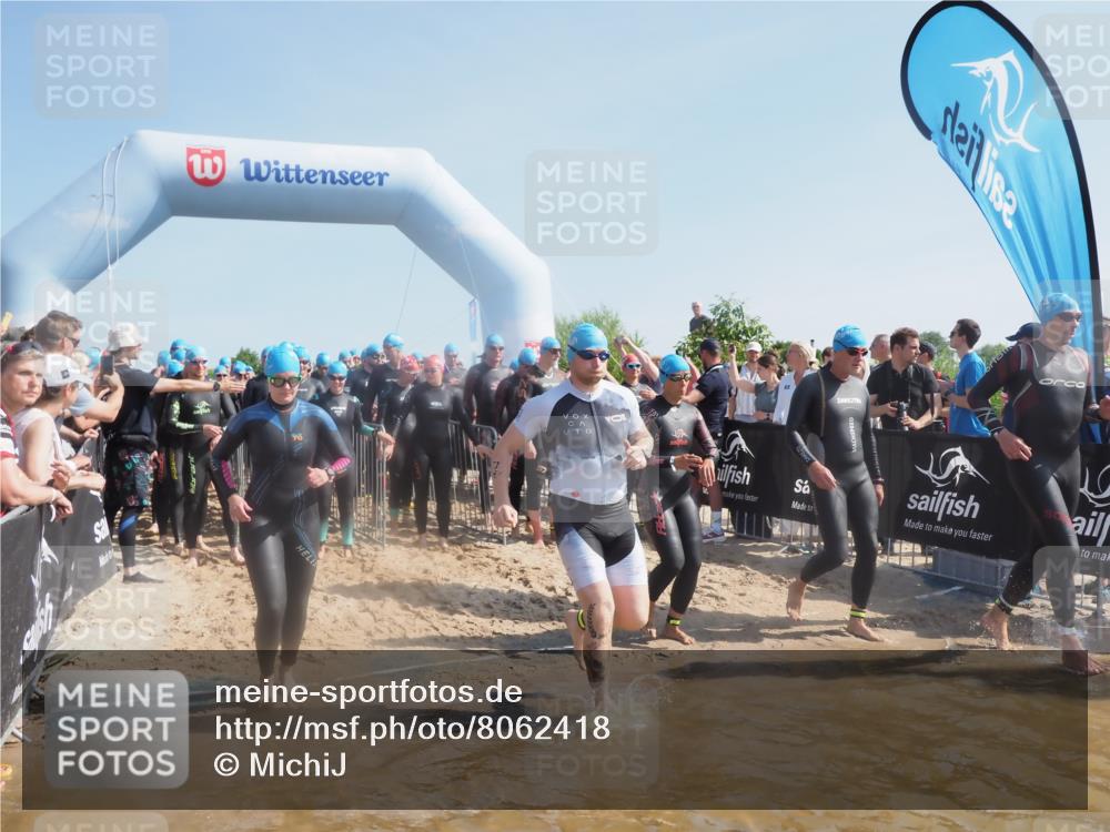 22.06.2025 - Viking Triathlon MichiJ http://msf.ph/oto/8062418 22.06.2025 10:07:46 Schwimmen 16, 76, 95, 102, 143, 263, 363, 372, 436, 453, 477, 503, 547, 621, 624 meine-sportfotos.de