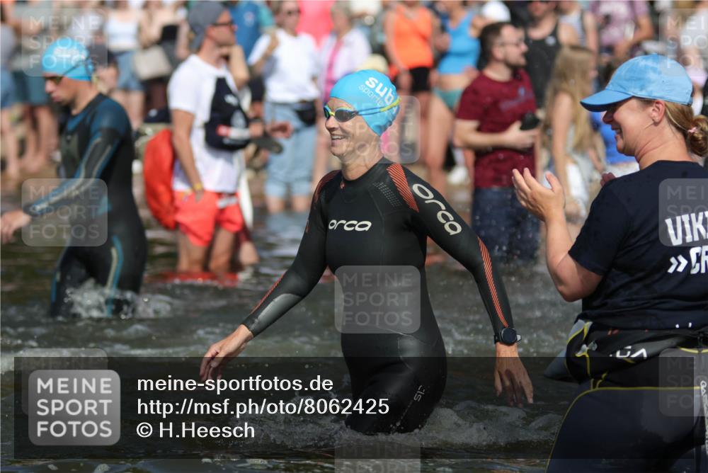 22.06.2025 - Viking Triathlon H.Heesch http://msf.ph/oto/8062425 22.06.2025 10:05:44 Schwimmen 65, 83, 135, 194, 211, 361, 379, 511, 517, 530, 553, 633, 653 meine-sportfotos.de