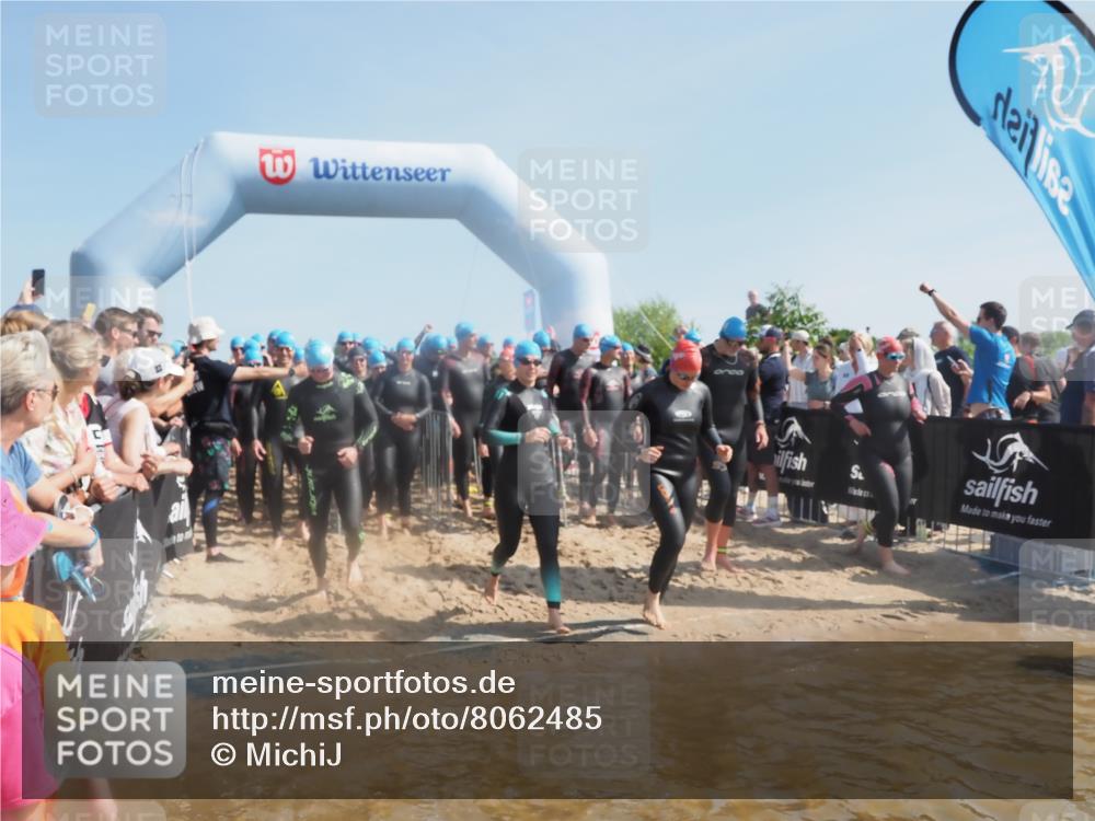 22.06.2025 - Viking Triathlon MichiJ http://msf.ph/oto/8062485 22.06.2025 10:07:51 Schwimmen 16, 31, 76, 95, 102, 130, 263, 292, 372, 453, 477, 503, 624, 650 meine-sportfotos.de