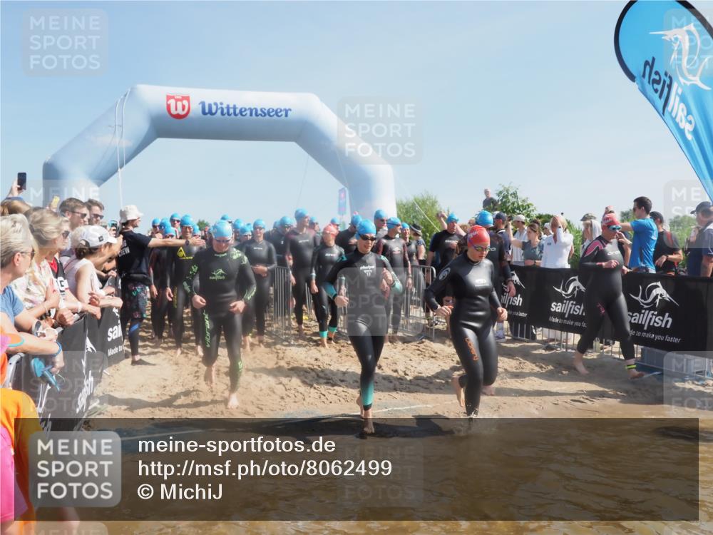 22.06.2025 - Viking Triathlon MichiJ http://msf.ph/oto/8062499 22.06.2025 10:07:51 Schwimmen 16, 31, 76, 95, 102, 130, 263, 292, 372, 453, 477, 503, 624, 650 meine-sportfotos.de