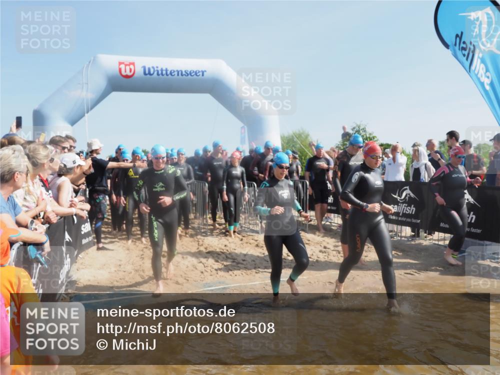 22.06.2025 - Viking Triathlon MichiJ http://msf.ph/oto/8062508 22.06.2025 10:07:51 Schwimmen 16, 31, 76, 95, 102, 130, 263, 292, 372, 453, 477, 503, 624, 650 meine-sportfotos.de