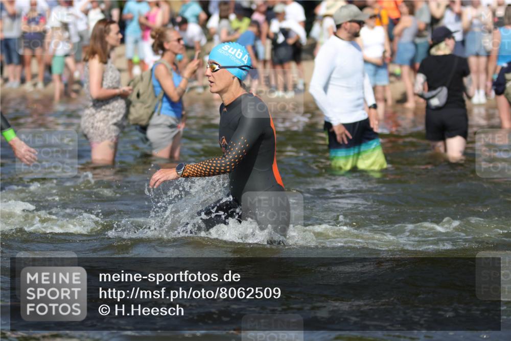 22.06.2025 - Viking Triathlon H.Heesch http://msf.ph/oto/8062509 22.06.2025 10:06:00 Schwimmen 68, 144, 169, 249, 269, 390, 397, 441, 442, 460, 465, 489, 508, 644 meine-sportfotos.de