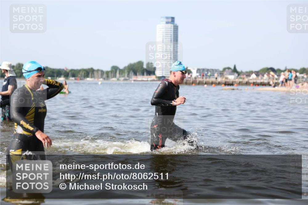 22.06.2025 - Viking Triathlon Michael Strokosch http://msf.ph/oto/8062511 22.06.2025 10:28:47 Schwimmen 15, 258, 301, 368, 414, 443, 628 meine-sportfotos.de