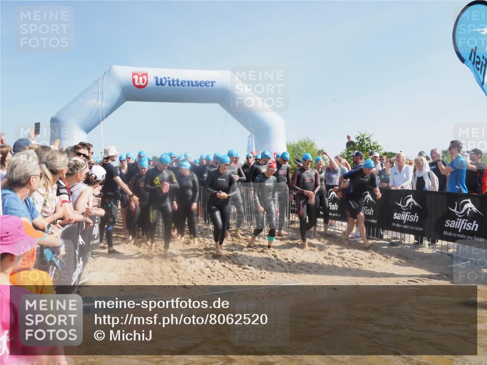 22.06.2025 - Viking Triathlon MichiJ http://msf.ph/oto/8062520 22.06.2025 10:07:55 Schwimmen 31, 76, 95, 130, 292, 308, 372, 412, 452, 453, 477, 523, 647, 650 meine-sportfotos.de
