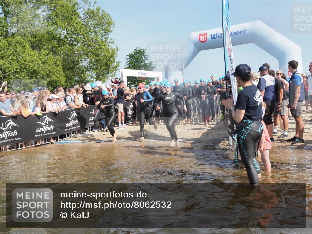 22.06.2025 - Viking Triathlon KatJ http://msf.ph/oto/8062532 22.06.2025 10:01:38 Schwimmen 19, 99, 162, 226, 237, 272, 320, 344, 399, 438, 461, 507, 510, 604, 626 meine-sportfotos.de