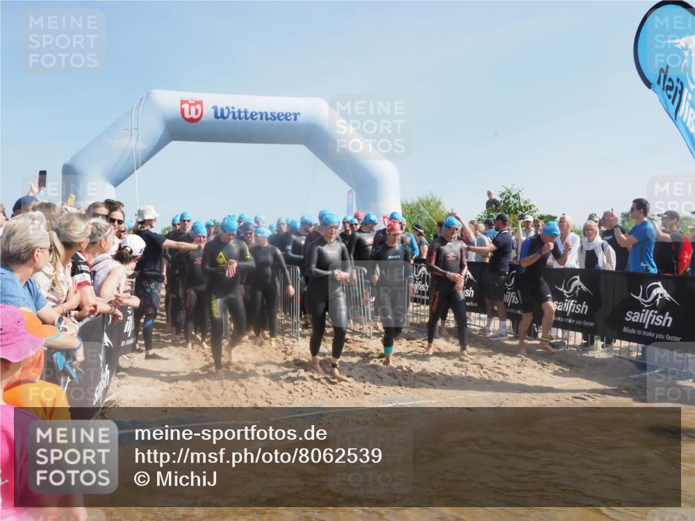 22.06.2025 - Viking Triathlon MichiJ http://msf.ph/oto/8062539 22.06.2025 10:07:55 Schwimmen 31, 76, 95, 130, 292, 308, 372, 412, 452, 453, 477, 523, 647, 650 meine-sportfotos.de