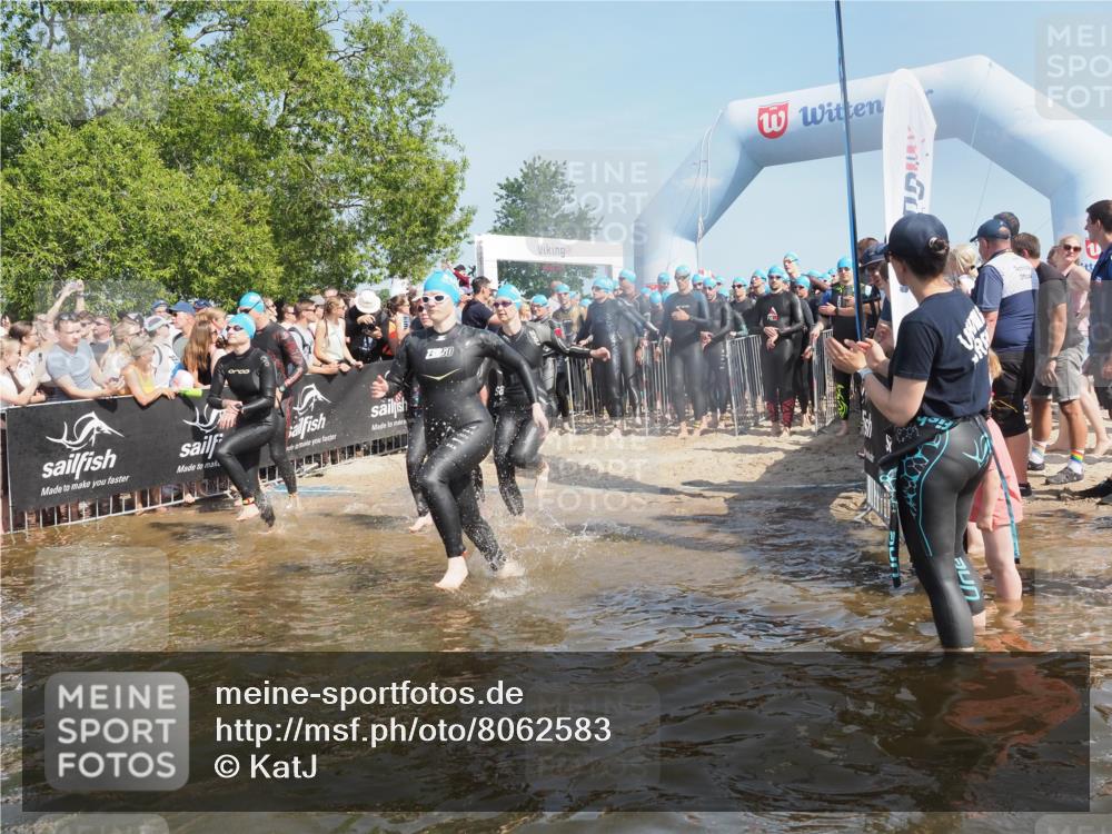 22.06.2025 - Viking Triathlon KatJ http://msf.ph/oto/8062583 22.06.2025 10:01:39 Schwimmen 19, 33, 162, 226, 272, 310, 320, 344, 399, 438, 461, 507, 510, 555, 604, 626 meine-sportfotos.de