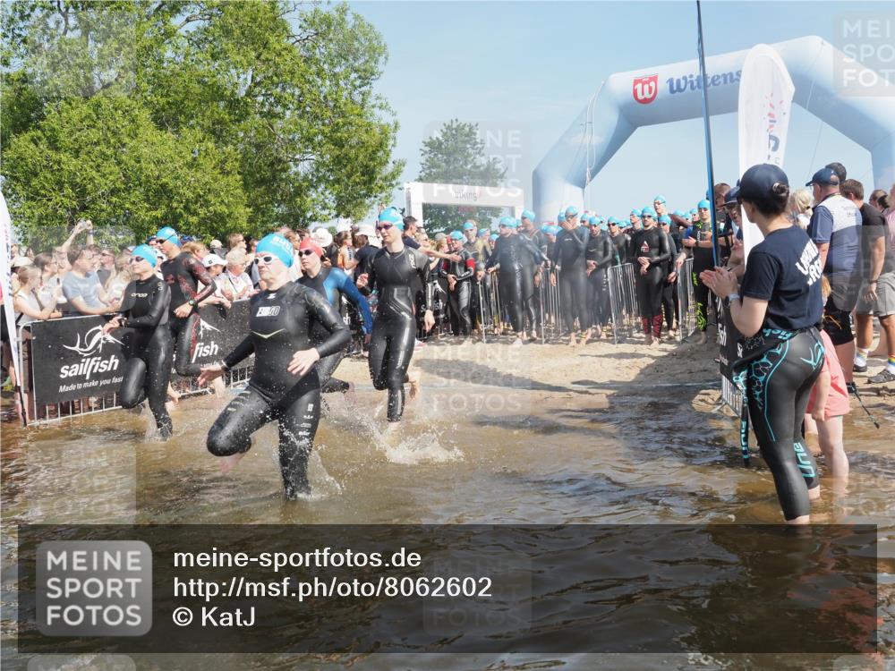 22.06.2025 - Viking Triathlon KatJ http://msf.ph/oto/8062602 22.06.2025 10:01:39 Schwimmen 19, 33, 162, 226, 272, 310, 320, 344, 399, 438, 461, 507, 510, 555, 604, 626 meine-sportfotos.de