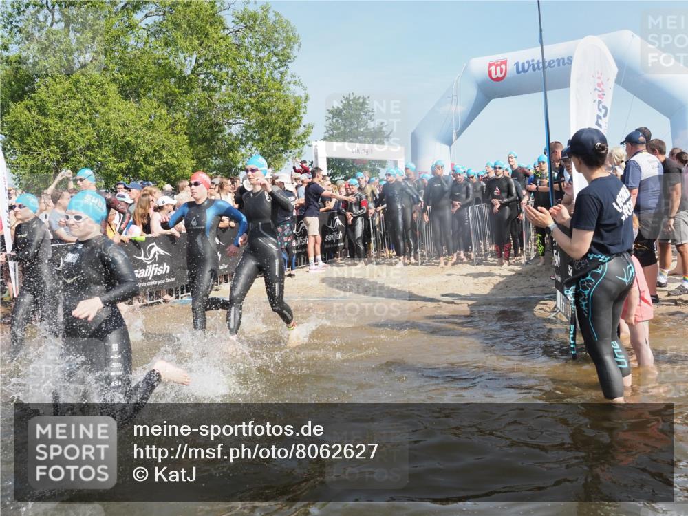 22.06.2025 - Viking Triathlon KatJ http://msf.ph/oto/8062627 22.06.2025 10:01:40 Schwimmen 19, 33, 170, 272, 310, 320, 344, 399, 438, 461, 496, 507, 555, 604, 626 meine-sportfotos.de