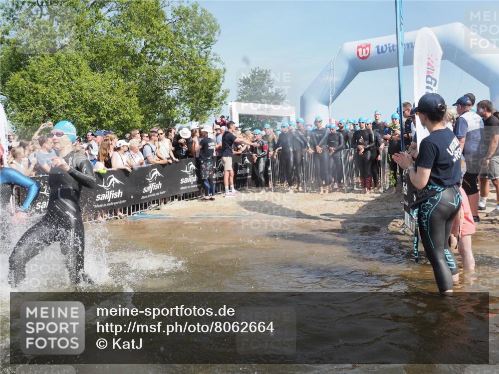 22.06.2025 - Viking Triathlon KatJ http://msf.ph/oto/8062664 22.06.2025 10:01:40 Schwimmen 19, 33, 170, 272, 310, 320, 344, 399, 438, 461, 496, 507, 555, 604, 626 meine-sportfotos.de