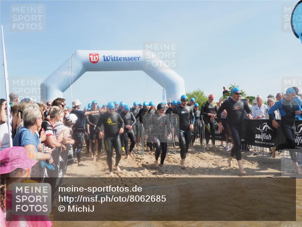 22.06.2025 - Viking Triathlon MichiJ http://msf.ph/oto/8062685 22.06.2025 10:08:06 Schwimmen 51, 106, 116, 206, 268, 308, 378, 412, 422, 452, 466, 480, 523, 543, 647 meine-sportfotos.de