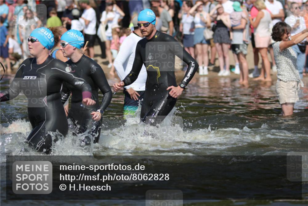 22.06.2025 - Viking Triathlon H.Heesch http://msf.ph/oto/8062828 22.06.2025 10:07:18 Schwimmen 123, 190, 201, 202, 223, 256, 267, 273, 326, 333, 343, 402, 421, 425, 463, 519, 531, 607, 637 meine-sportfotos.de