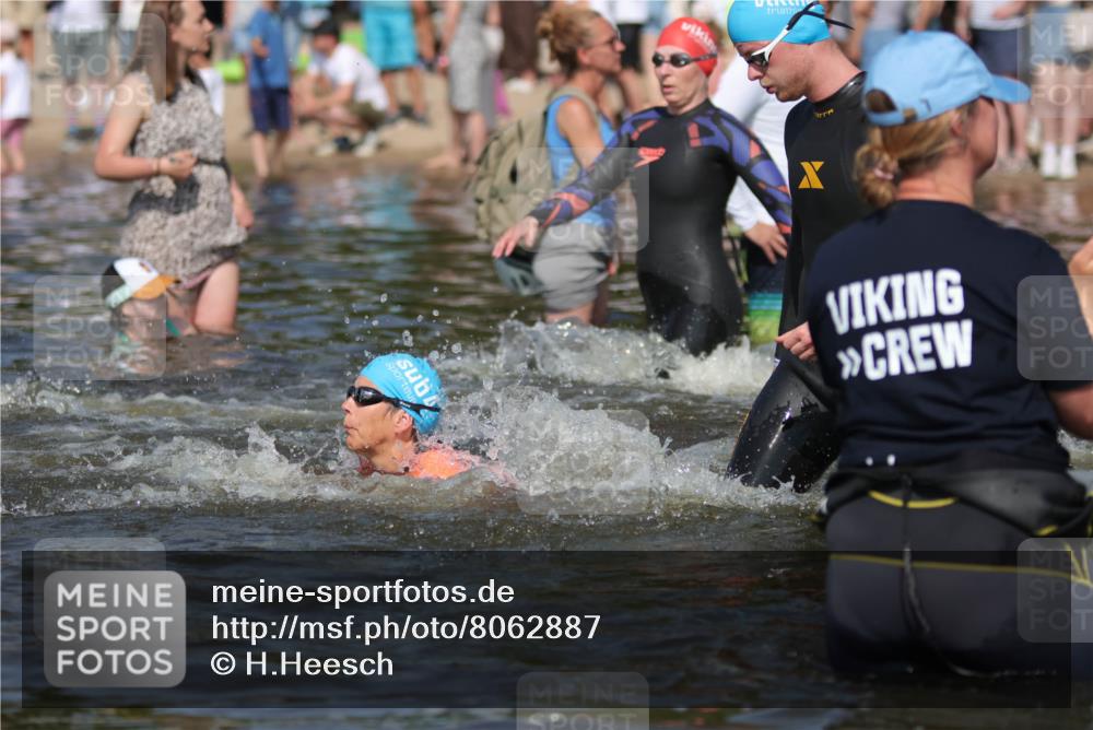 22.06.2025 - Viking Triathlon H.Heesch http://msf.ph/oto/8062887 22.06.2025 10:07:40 Schwimmen 16, 23, 102, 121, 143, 263, 270, 285, 363, 436, 476, 484, 503, 547, 615, 621, 624 meine-sportfotos.de
