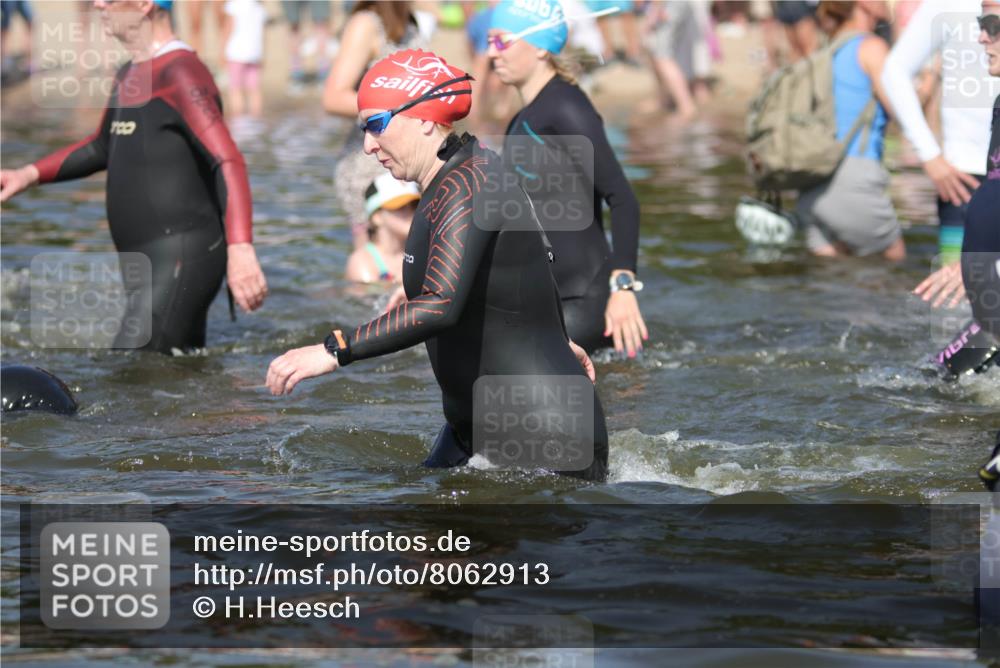 22.06.2025 - Viking Triathlon H.Heesch http://msf.ph/oto/8062913 22.06.2025 10:07:46 Schwimmen 16, 76, 95, 102, 143, 263, 363, 372, 436, 453, 477, 503, 547, 621, 624 meine-sportfotos.de