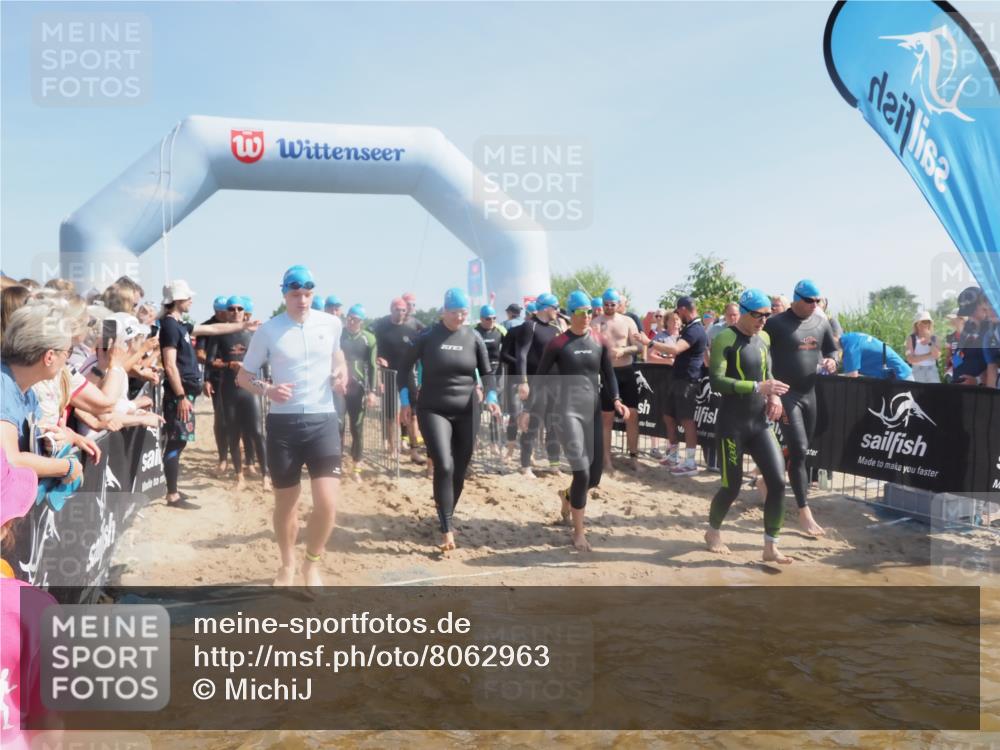 22.06.2025 - Viking Triathlon MichiJ http://msf.ph/oto/8062963 22.06.2025 10:08:32 Schwimmen 48, 69, 71, 97, 166, 246, 319, 357, 360, 472, 481, 490, 499, 518, 542 meine-sportfotos.de