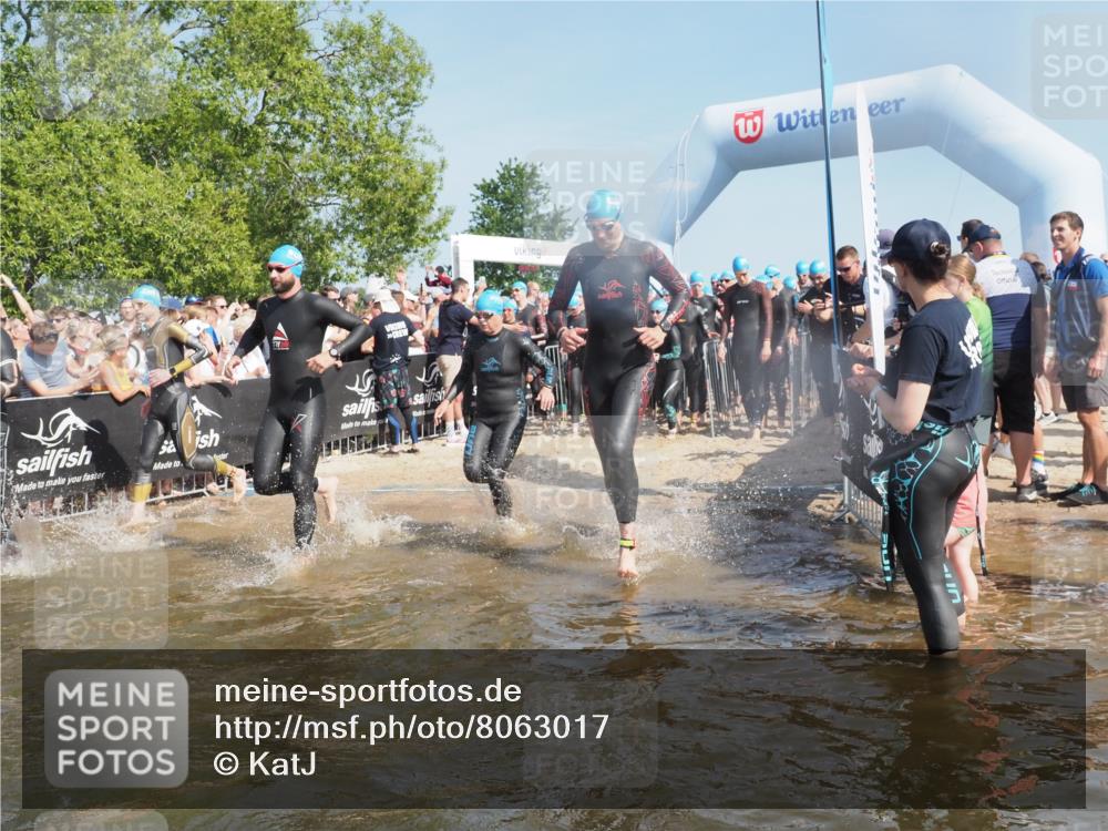 22.06.2025 - Viking Triathlon KatJ http://msf.ph/oto/8063017 22.06.2025 10:01:54 Schwimmen 3, 17, 80, 91, 125, 158, 170, 271, 278, 299, 304, 355, 435, 449, 496, 551, 618 meine-sportfotos.de