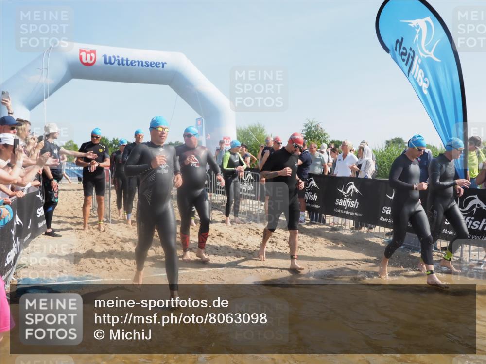 22.06.2025 - Viking Triathlon MichiJ http://msf.ph/oto/8063098 22.06.2025 10:08:41 Schwimmen 71, 136, 166, 234, 241, 246, 303, 305, 319, 356, 357, 459, 470, 471, 656 meine-sportfotos.de