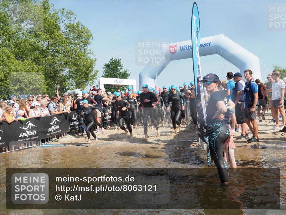 22.06.2025 - Viking Triathlon KatJ http://msf.ph/oto/8063121 22.06.2025 10:02:02 Schwimmen 3, 17, 80, 91, 127, 137, 278, 299, 304, 365, 415, 435, 449, 492, 551 meine-sportfotos.de