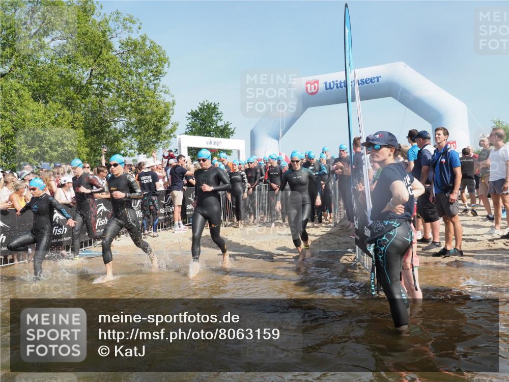 22.06.2025 - Viking Triathlon KatJ http://msf.ph/oto/8063159 22.06.2025 10:02:03 Schwimmen 3, 17, 80, 91, 127, 137, 278, 299, 304, 365, 415, 435, 449, 492, 551 meine-sportfotos.de