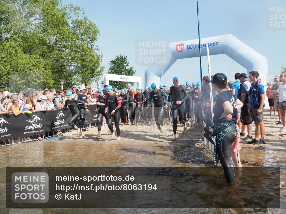 22.06.2025 - Viking Triathlon KatJ http://msf.ph/oto/8063194 22.06.2025 10:02:07 Schwimmen 107, 127, 137, 149, 247, 278, 299, 365, 387, 415, 435, 449, 492, 522, 551 meine-sportfotos.de