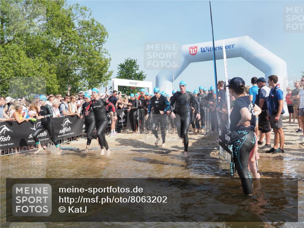 22.06.2025 - Viking Triathlon KatJ http://msf.ph/oto/8063202 22.06.2025 10:02:08 Schwimmen 107, 127, 137, 149, 247, 278, 299, 365, 387, 415, 435, 449, 492, 522 meine-sportfotos.de