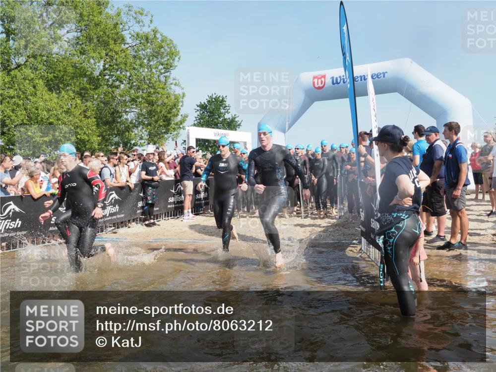 22.06.2025 - Viking Triathlon KatJ http://msf.ph/oto/8063212 22.06.2025 10:02:08 Schwimmen 107, 127, 137, 149, 247, 278, 299, 365, 387, 415, 435, 449, 492, 522 meine-sportfotos.de