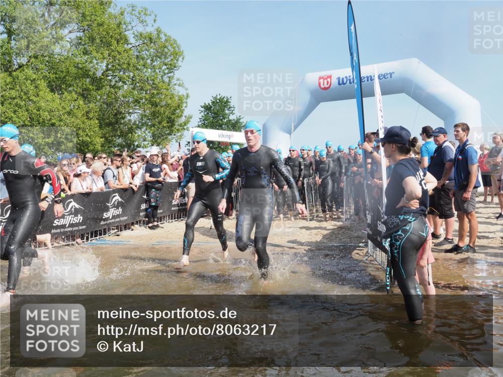 22.06.2025 - Viking Triathlon KatJ http://msf.ph/oto/8063217 22.06.2025 10:02:09 Schwimmen 21, 107, 127, 137, 139, 149, 207, 247, 309, 365, 382, 387, 415, 492, 522 meine-sportfotos.de